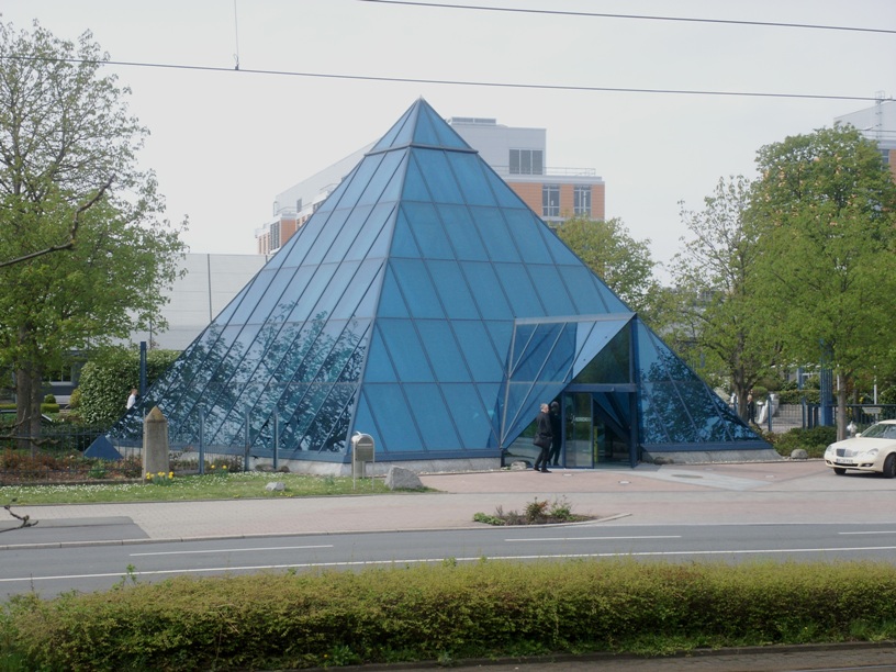 Darmstadt, Arheilgen, Arheilgen-West, Merck KGaA, Frankfurter Straße