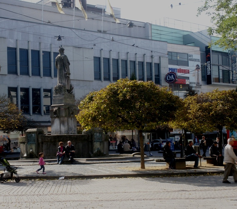 Darmstadt, Darmstadt-Mitte, Stadtzentrum, Bismarckdenkmal, Ludwigsplatz