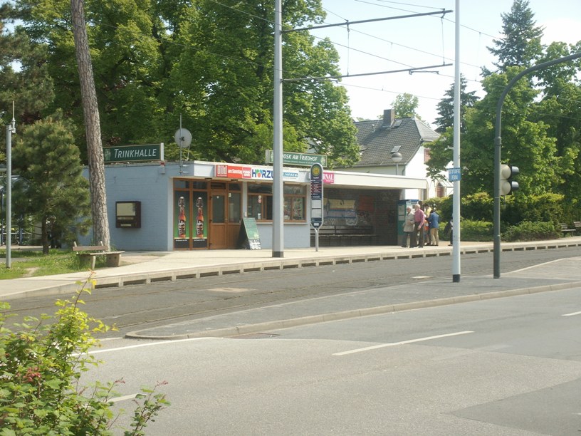 Darmstadt, Eberstadt, Am Frankenstein, Friedhof, Trinkhalle und Straßenbahnhaltestelle