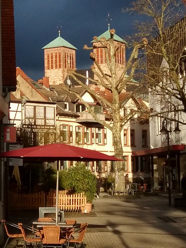 Ein Hundeleben on Tour, Urlaub, Tagesausflüge - Bensheim / Fußgängerzone